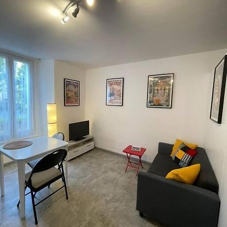 Studio Rdc Parking Prive Gratuit Doué-la-Fontaine Kültér fotó
